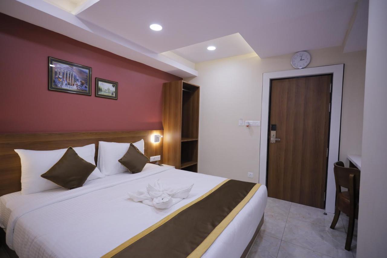 The Avenue Hotel Ballygunge Kalkuta Zewnętrze zdjęcie
